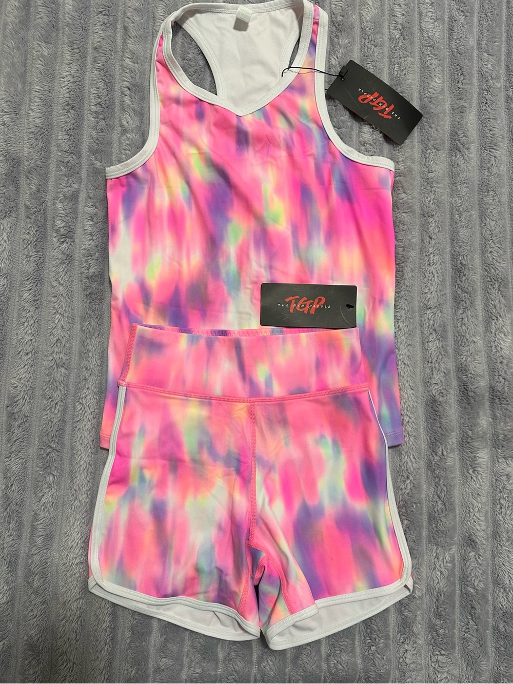Girls’ The Gym People Tie-Dye Volleyball Workout Set — Top & Shorts